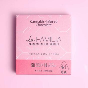 50mg Fresas Con Creme - La Familia Chocolate